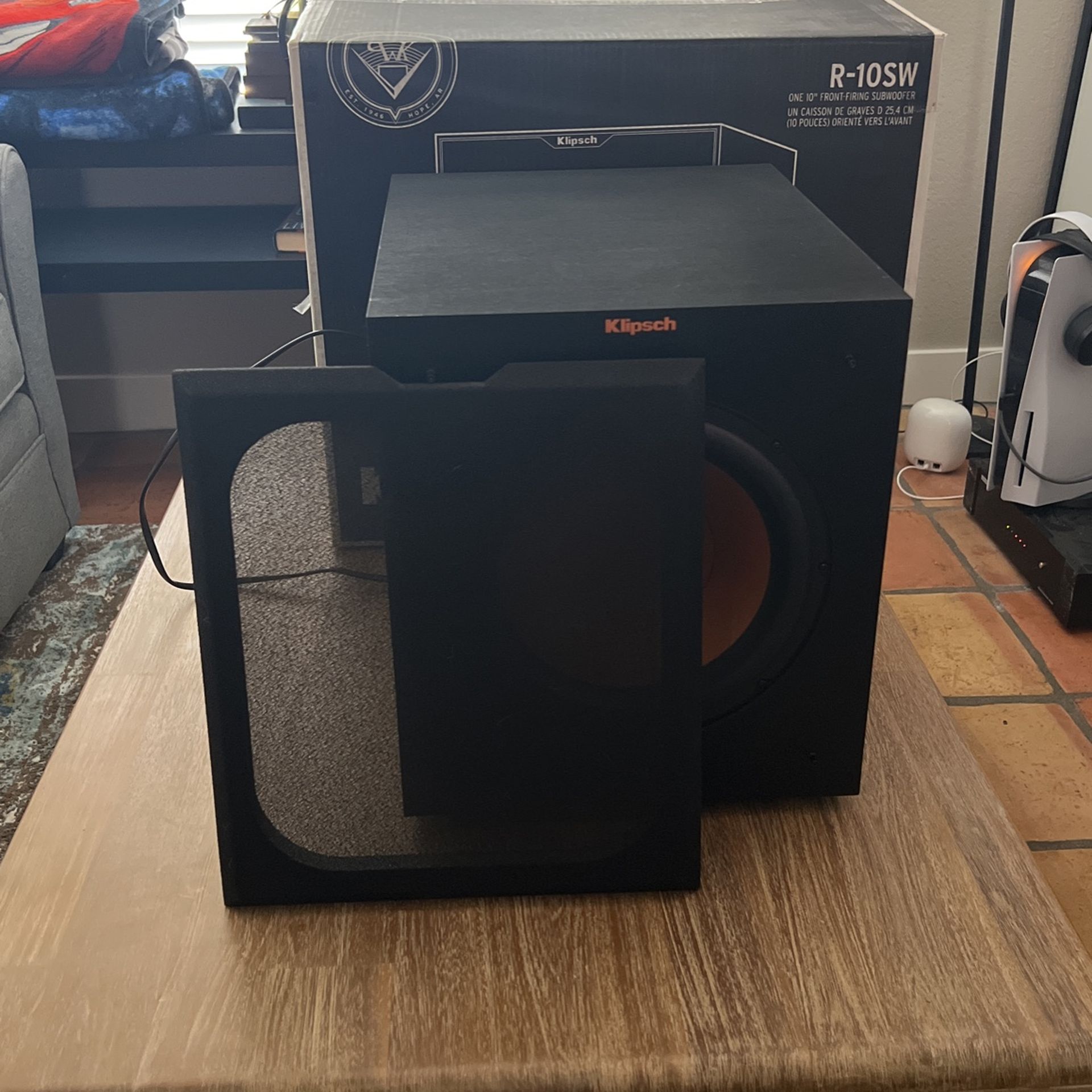 Klipsch R-10SW Subwoofer
