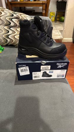 Reebok Women’s Work Boot W/ Composite Toe Size 7