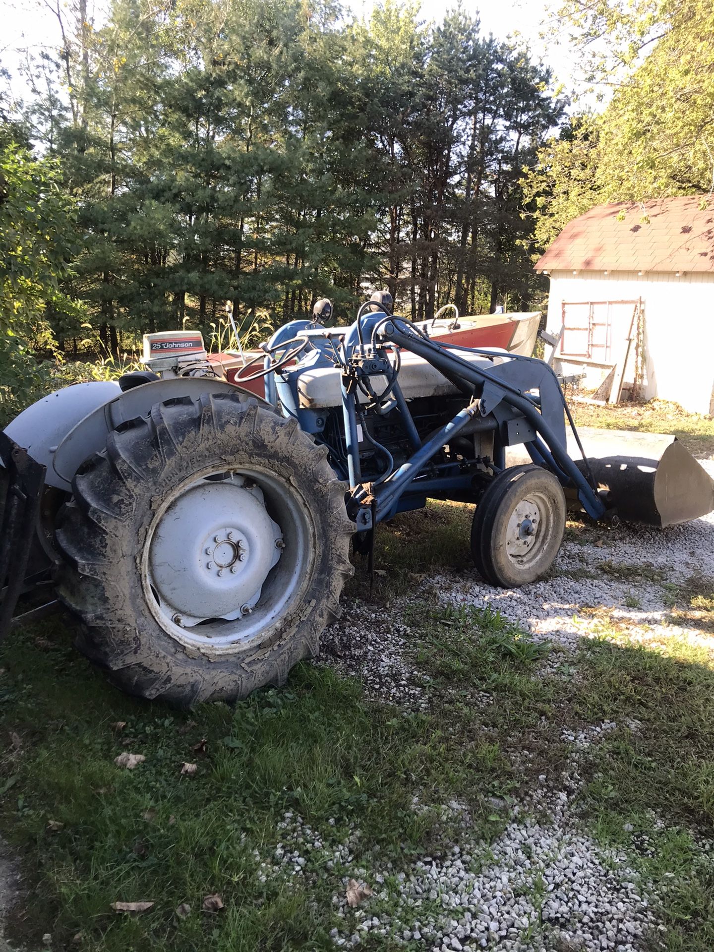 Ford 800 tractor