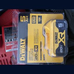 DEWALT 20V XR Lithium Ion Battery #powertools