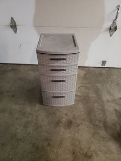 4 Drawer Sterilite 