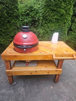 Kamado Joe Classic II with Table + Extras