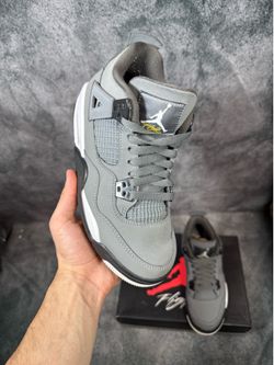 Jordan 4 Cool Grey size 6.5Y