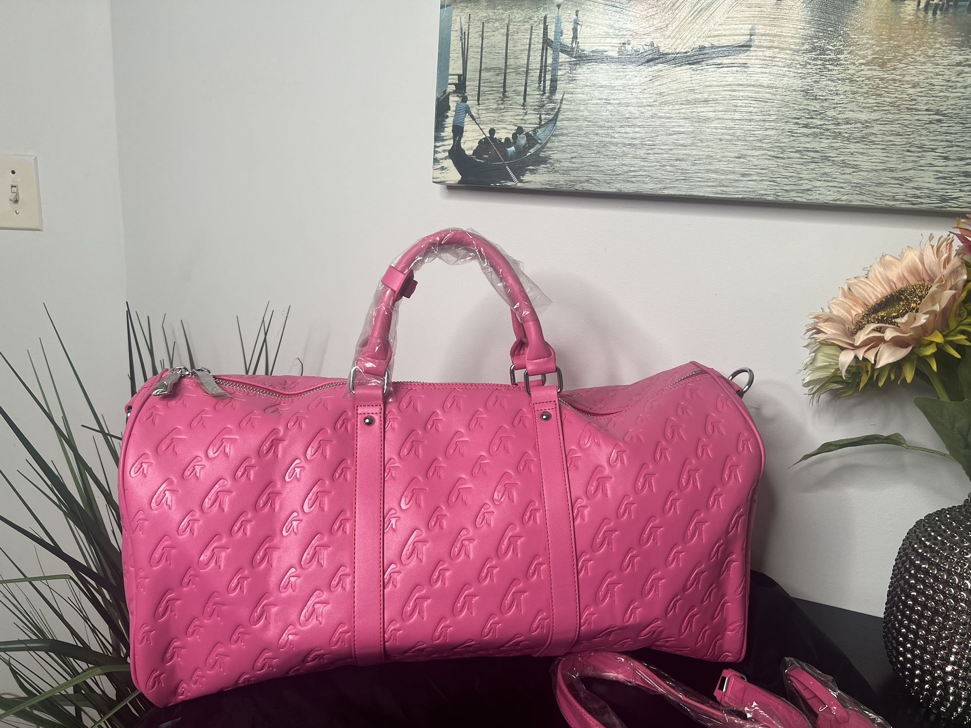 Glamaholic Lifestyle Monogram Duffle Bag (limited edition) retails for $155 Selling for 60