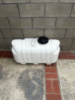 Northern Tools 24 gallon water tank