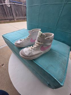 Nike shoes