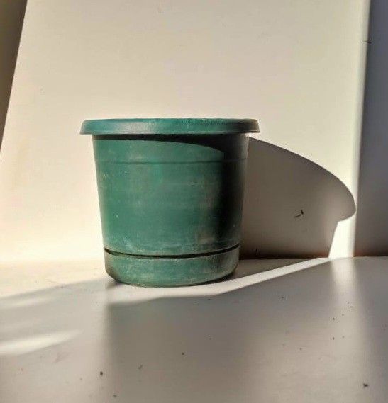 Plant Pot/ Plant Planter/ Flower Pot Patio Garden Saucer