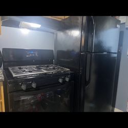Stove And Refrigerator 