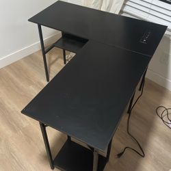 Desk with USB Connection 
