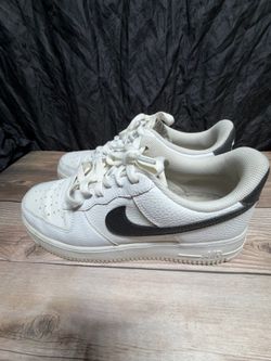 Nike Air Force 1 Men's Size 9.5 Black/White CT2302-100
