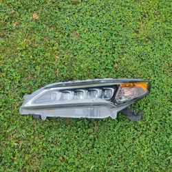 2015-2017 Acura TLX Driver Headlight OEM Complete With Ballast 