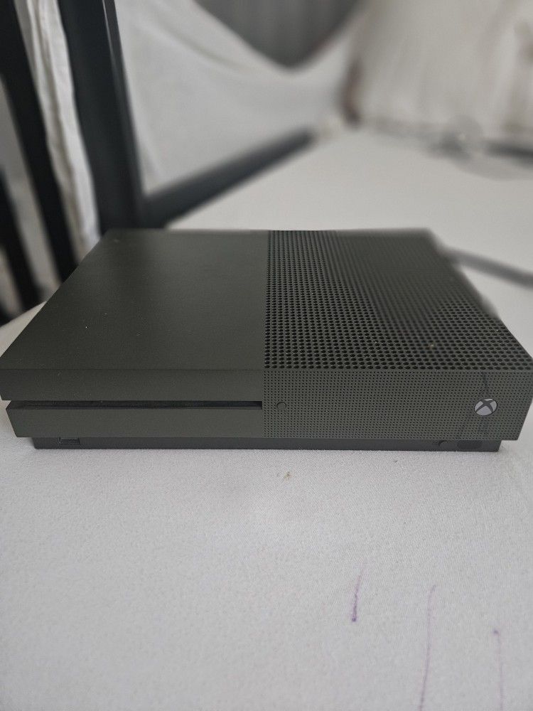 Xbox One S