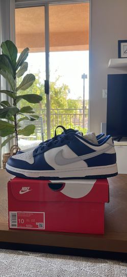 Nike Dunk  Men’s size 10 or Women’s 11.5