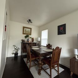 Dining Room Table 