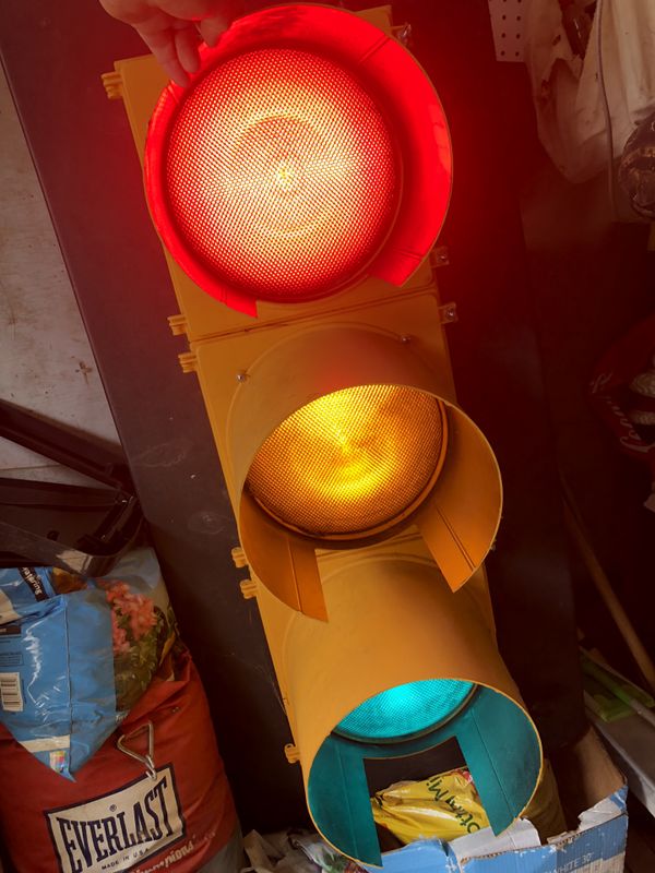 Traffic Lights For Sale >> Huge Street Light Stop Light Traffic Light For Sale In San Antonio Tx Offerup Traffic Lights For Sale >> Huge Street Light Stop Light Traffic Light For Sale In San Antonio Tx Offerup