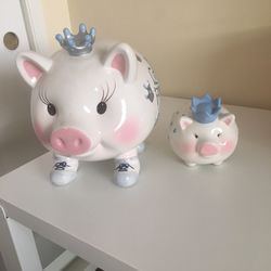 Porcelain Piggies 