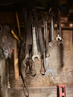 Misc large wrench’s
