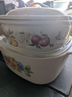 Vintage Glass bowls with lid