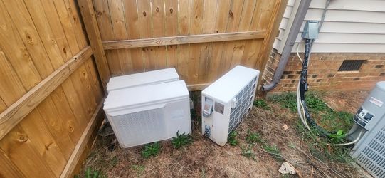 3 Mini Split 12000 Btu Heatpump With Remote Control