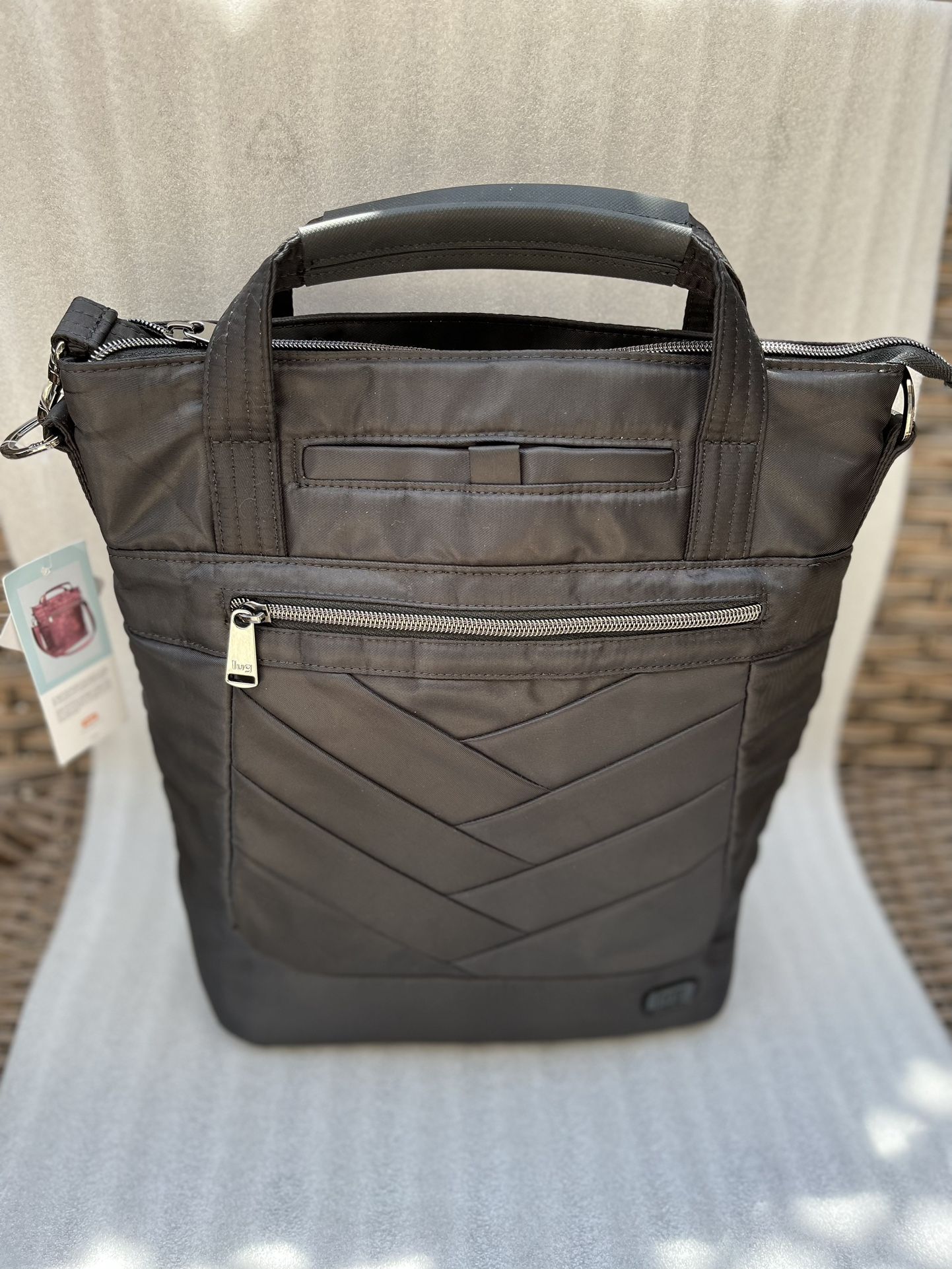 Lug courier tote sales