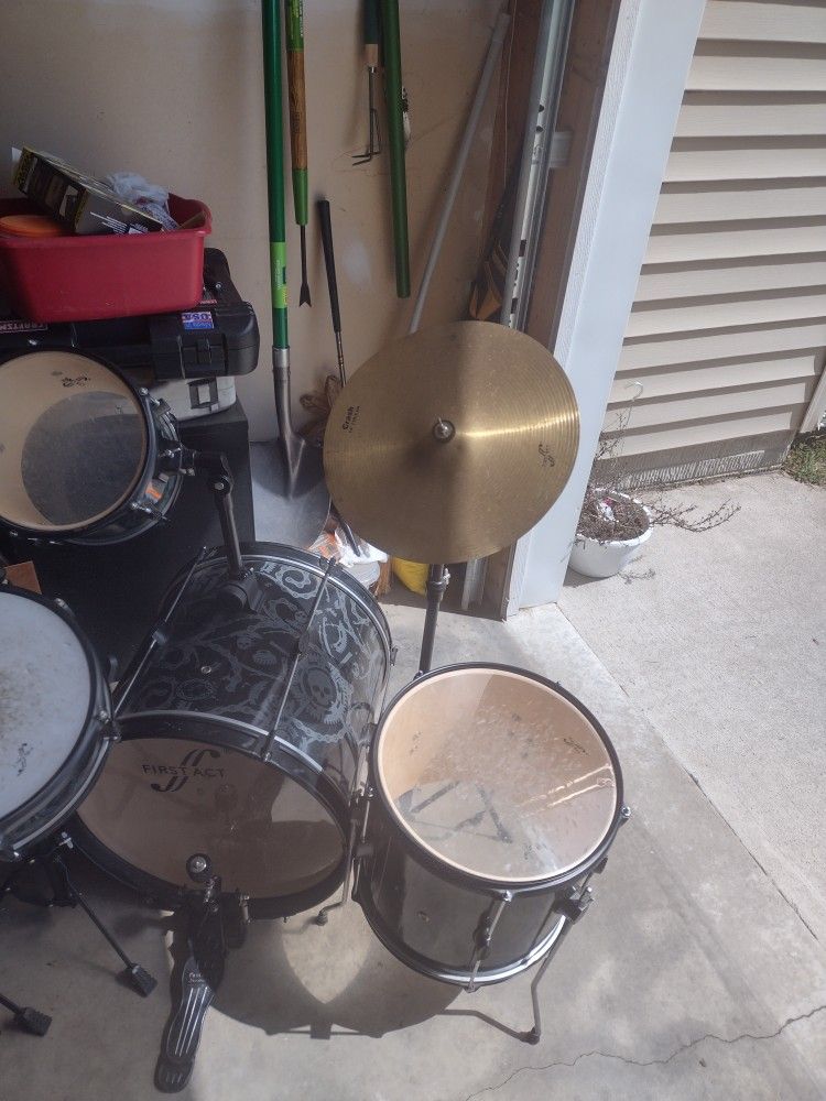 DRUM SET 150.00 OBO