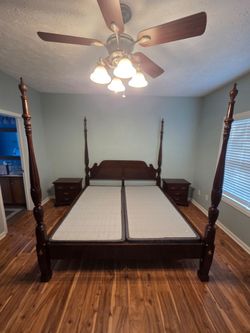 Thomasville Solid Wood King Bedroom Set w/ Boxsprings
