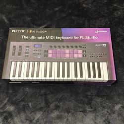 Fl key 37 Fl studio barely used cables included