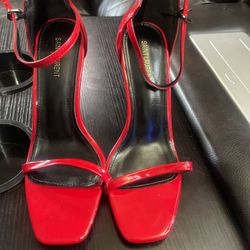 red saint laurent heels Size 9