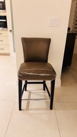 Counter high chairs