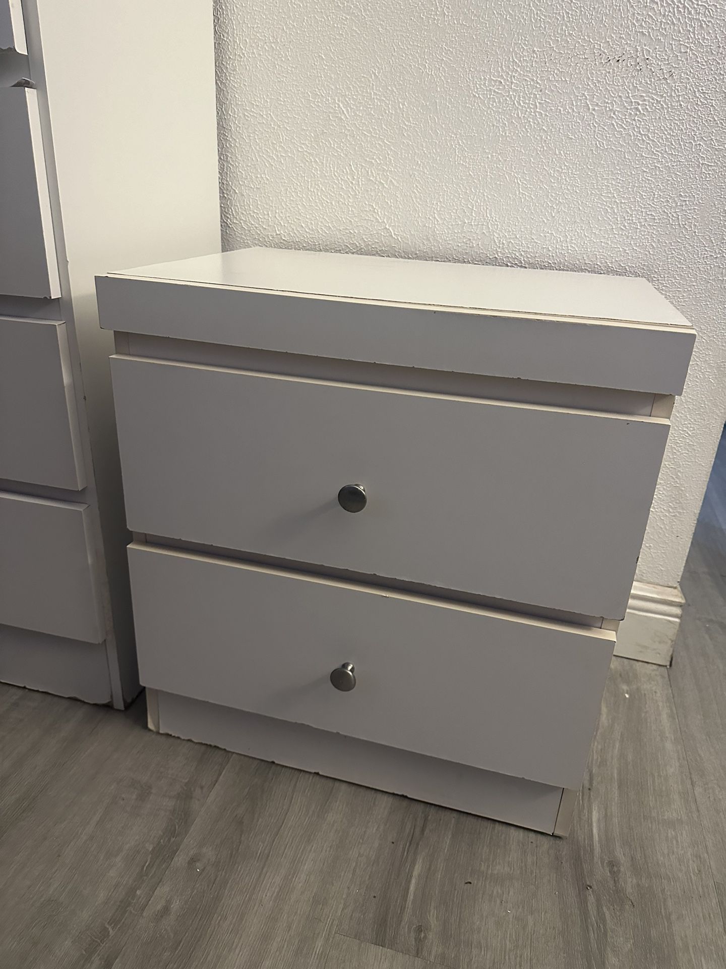 White Nightstand with Silver Knobs