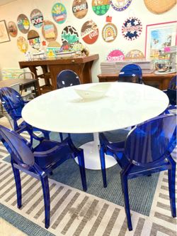 7pc Modern Conference / Dining Set – $289.99