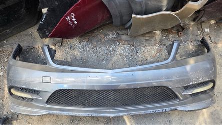 2010 Mercedes Benz C300 Front Bumper Cover only