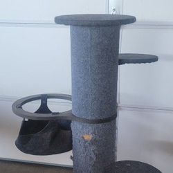 Free Cat Tower