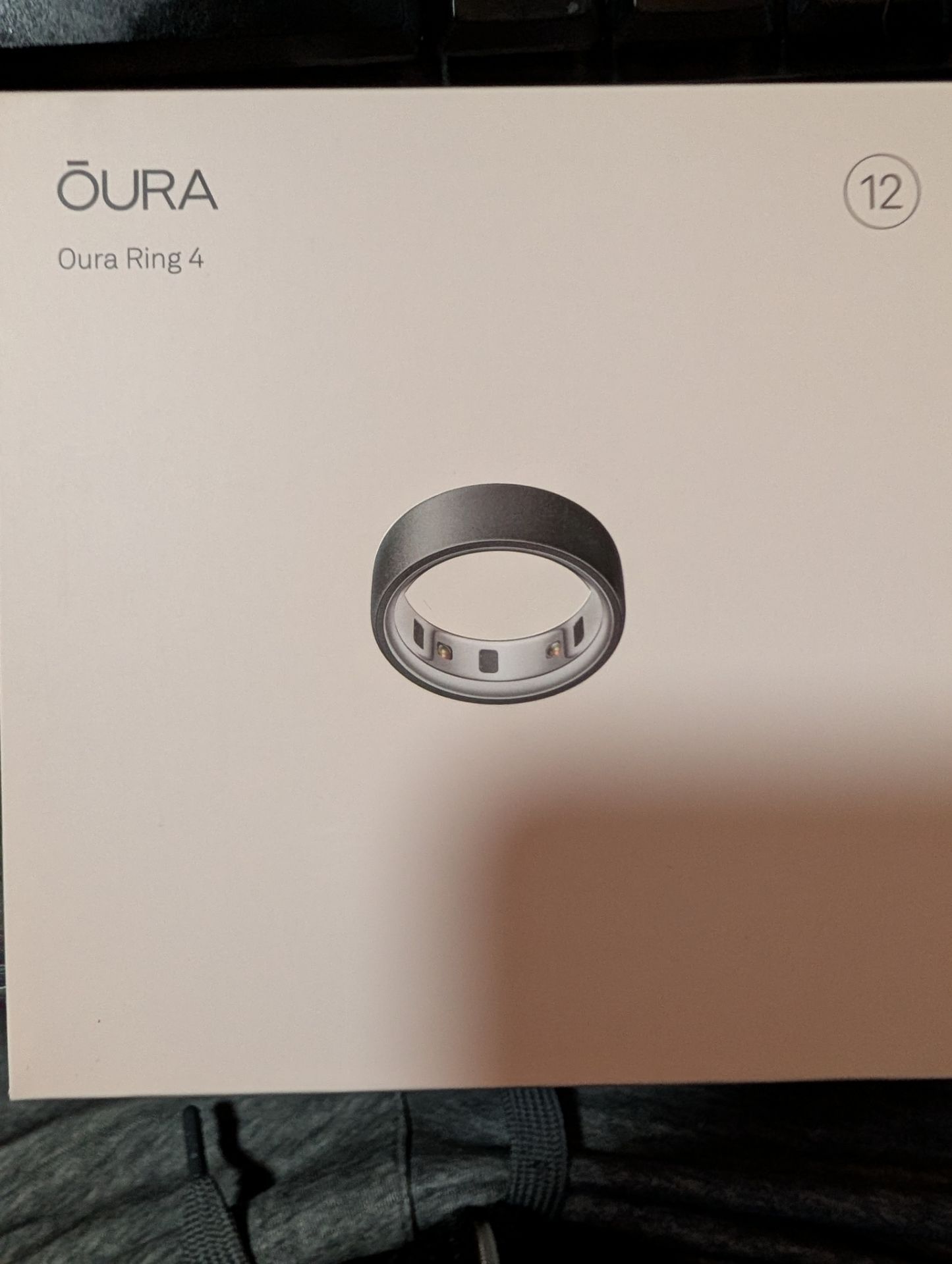 Oura Ring 4 - Stealth color