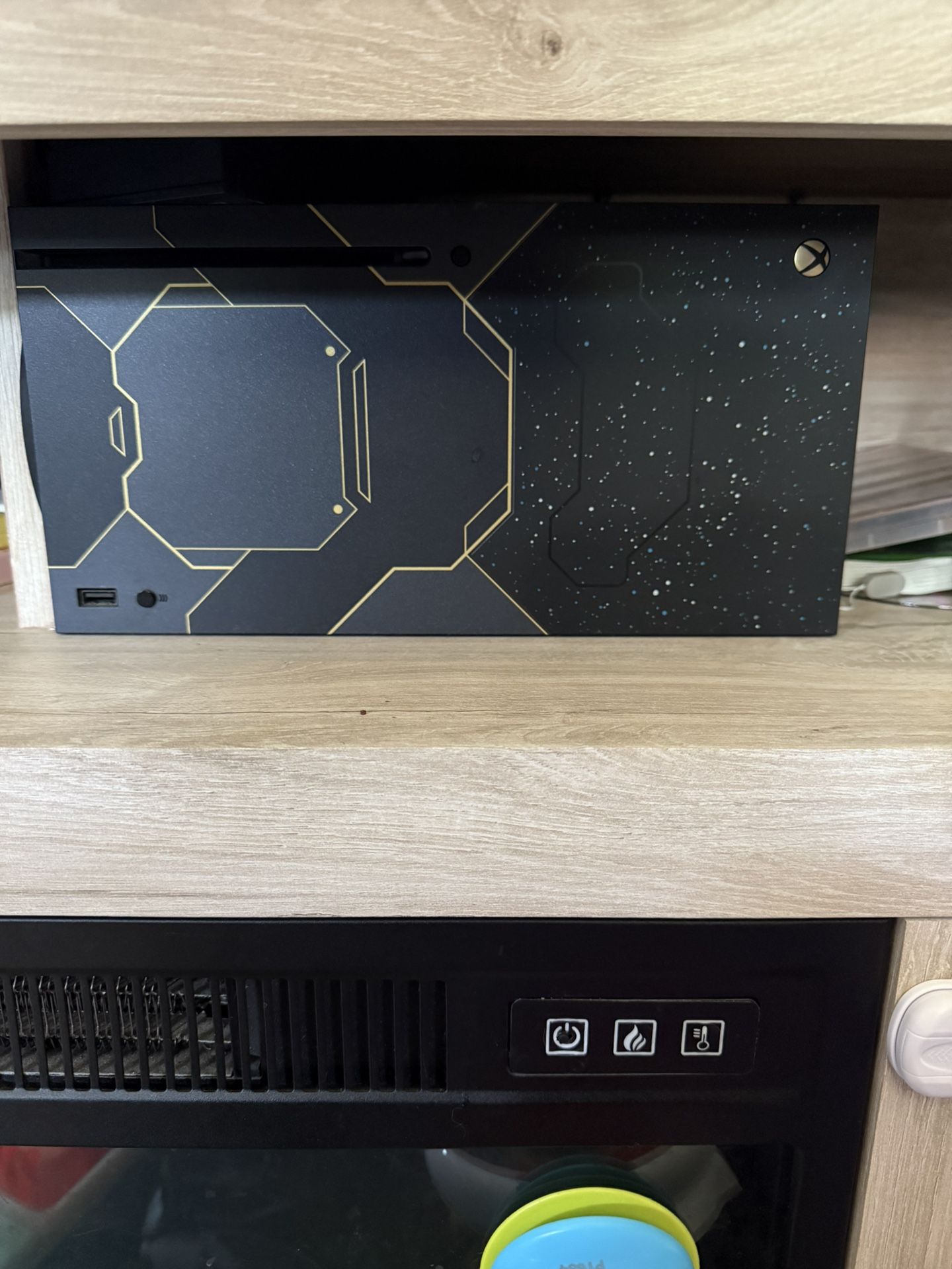Xbox series X Halo Edition