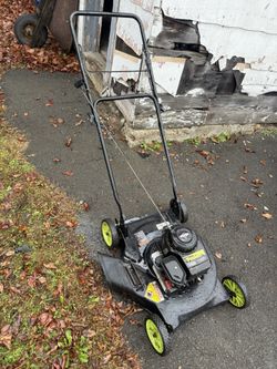 Poulan Push Mower