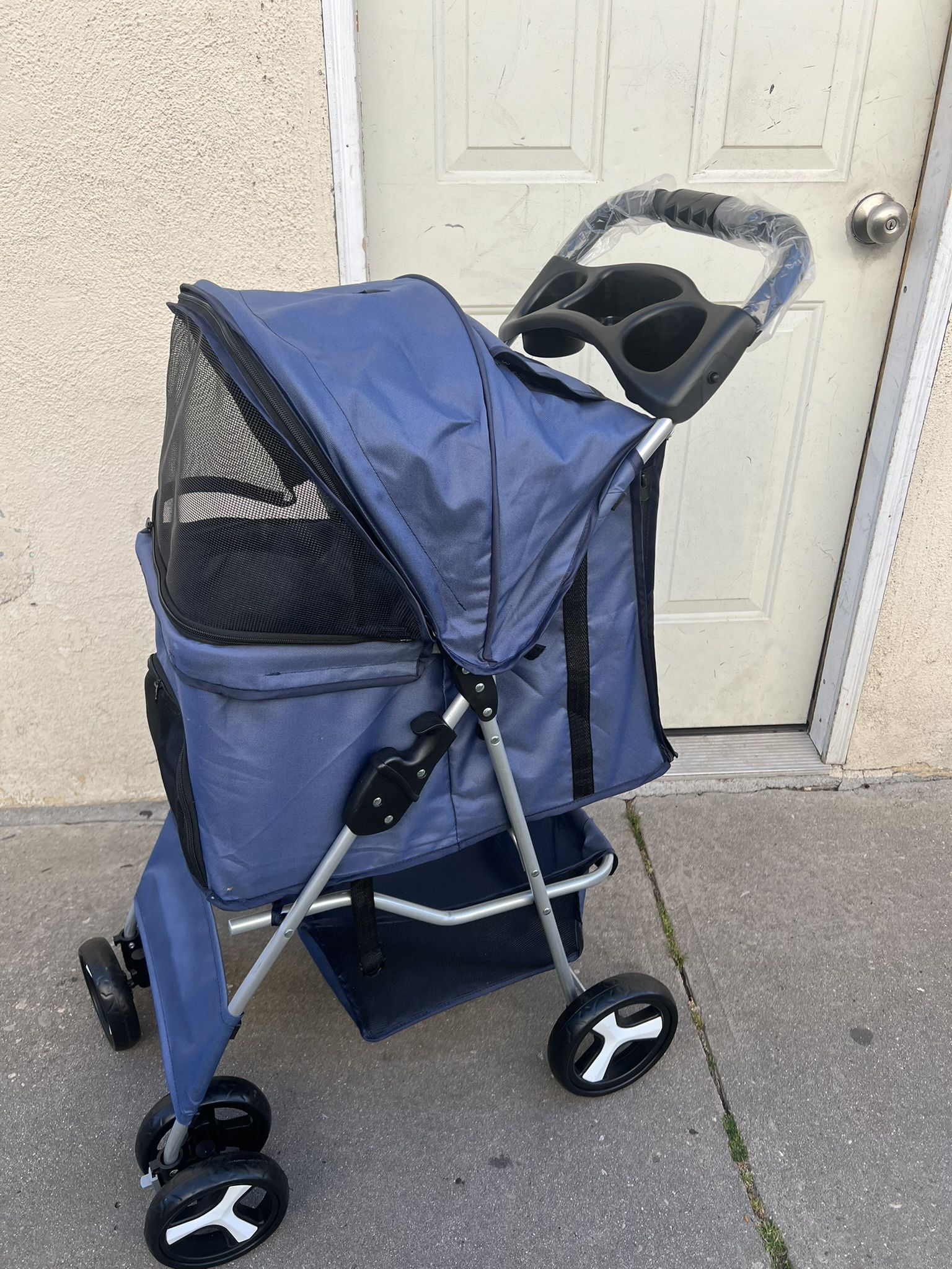 DOG STROLLER