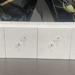 Airpod Pros 2nd Generation (USB-C) Magsafe Charging Case (Comes With Warranty)