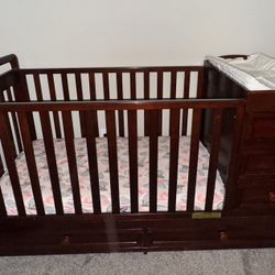 Crib With Changing Table 