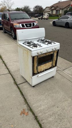 Free Oven And Stove Fully Working 