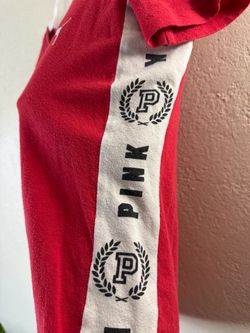 Victoria's Secret PINK red V neck tee with white side panels size xs