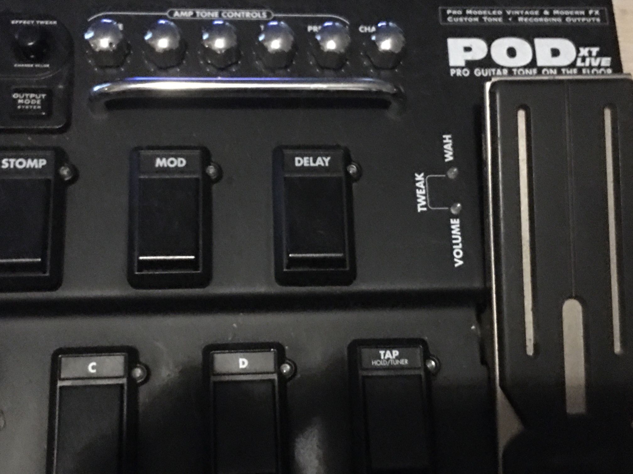 Line 6 POD XT LIve Guitar Multi Effects Pedal Mint Condition