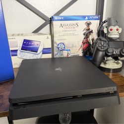 PS4 slim