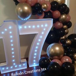 Numbers For Party With Lights And Balloon Garland
