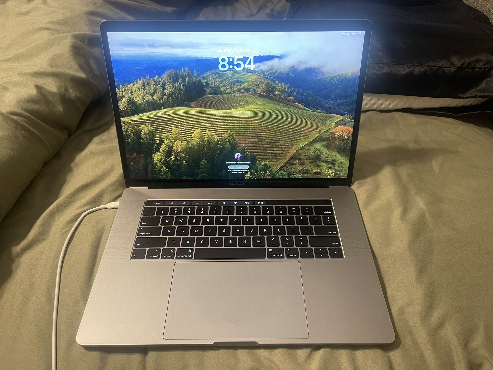 Macbook pro ‘19