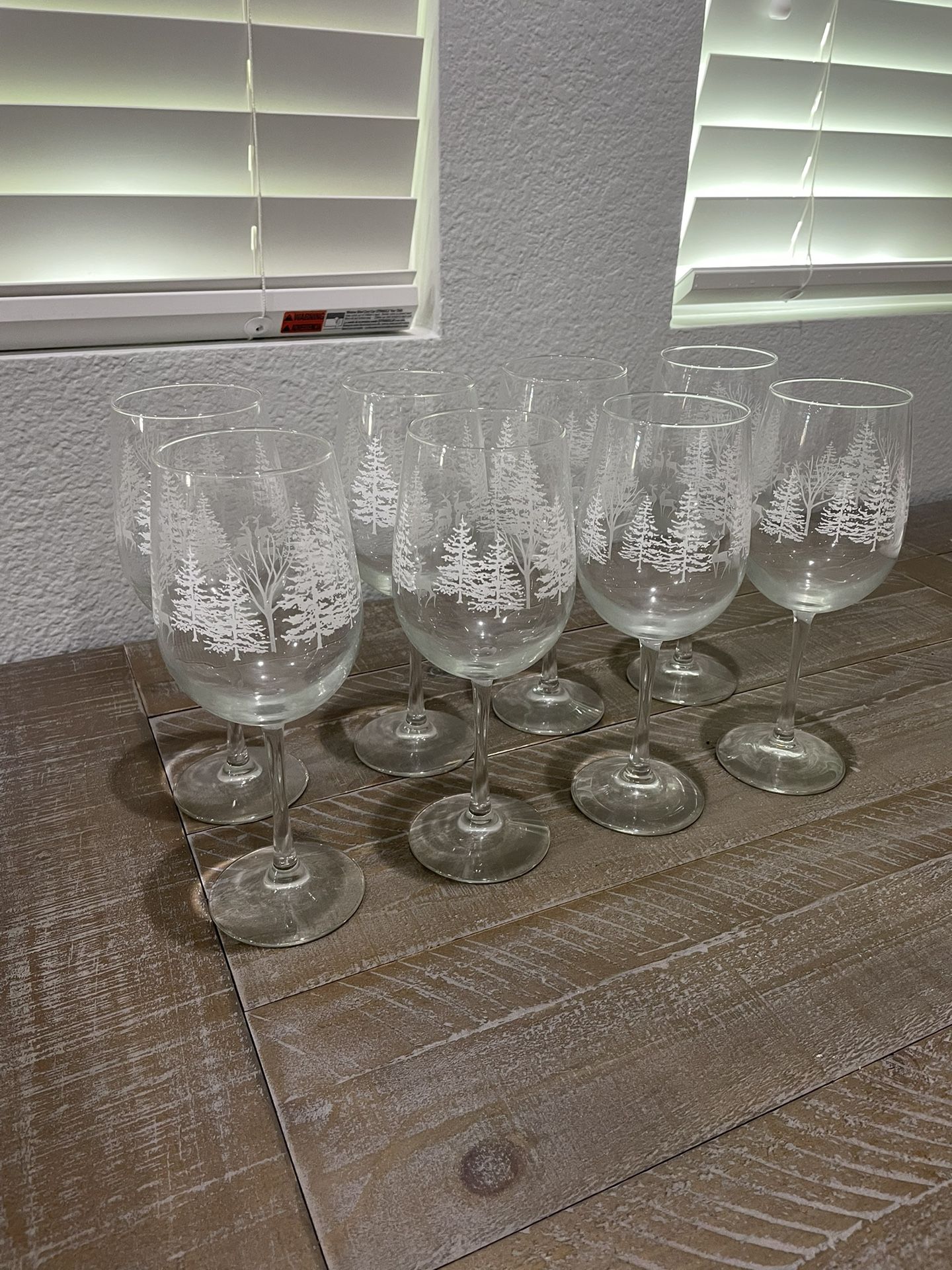 Set Of 8 White Wine Glasses- Winter Themed