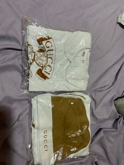 Gucci baby onesie with hat and bib 3-6 Months 