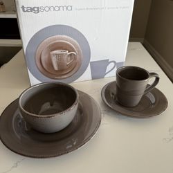 Dinnerware Set For 8