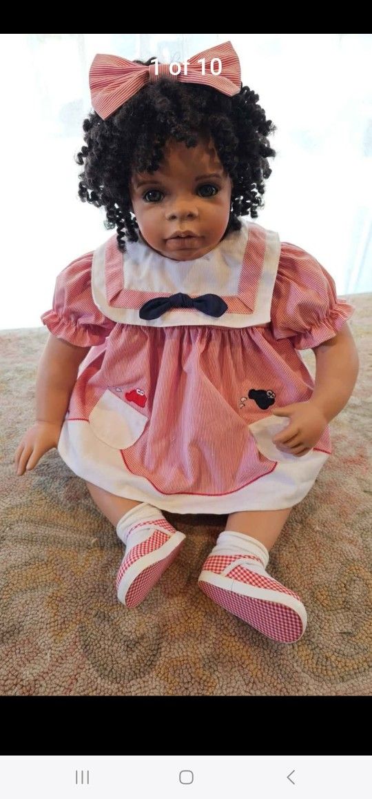 MASTER PIECE GALLERY PORCELAIN DOLL "MARIA" BY ARTIST MONKICA LEVENIG