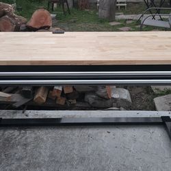 HUSKY Workbench Table